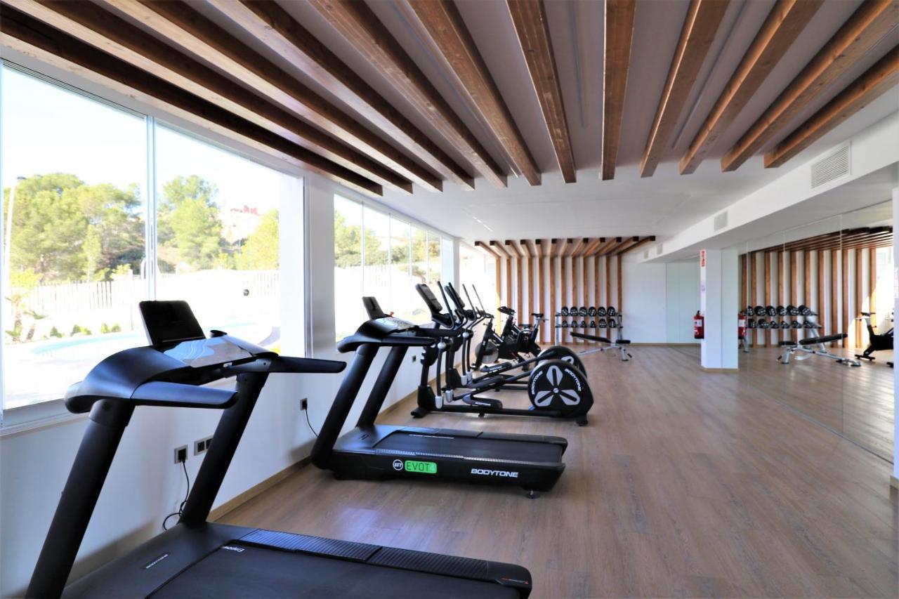 Sunset Waves Deluxe Apartments Poniente Beach Resort เบนิดอร์ม ภายนอก รูปภาพ